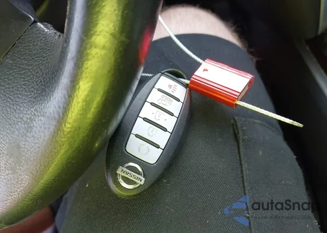 2013 Nissan Pathfinder Platinum из США, поврежденный, VIN 5N1AR2MM7DC687710